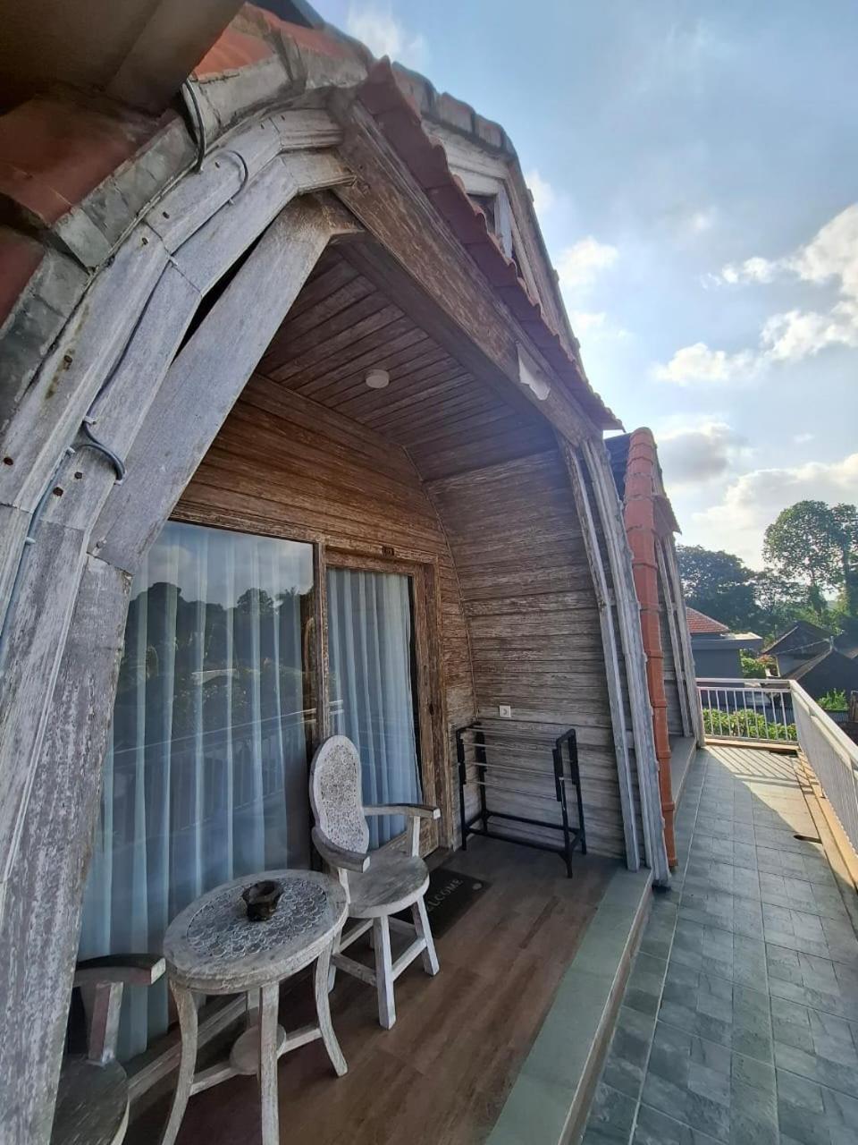 Nang Ade House Hotel อูบุด ภายนอก รูปภาพ