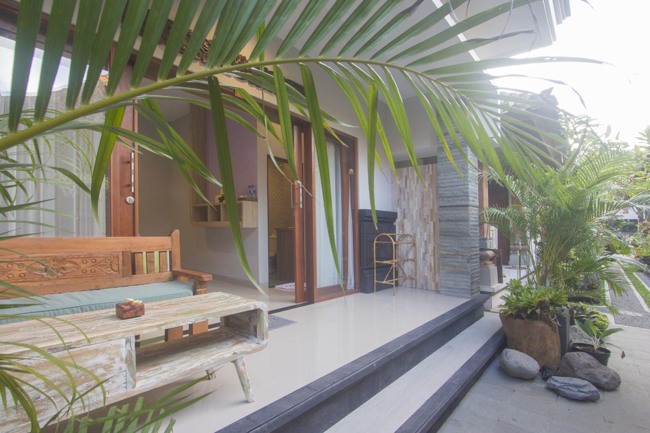Nang Ade House Hotel อูบุด ภายนอก รูปภาพ