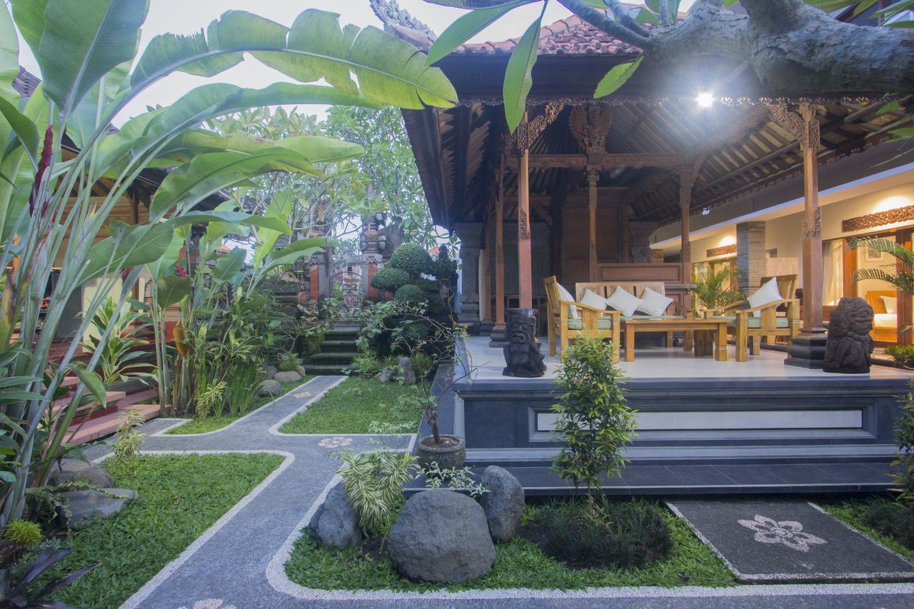 Nang Ade House Hotel อูบุด ภายนอก รูปภาพ