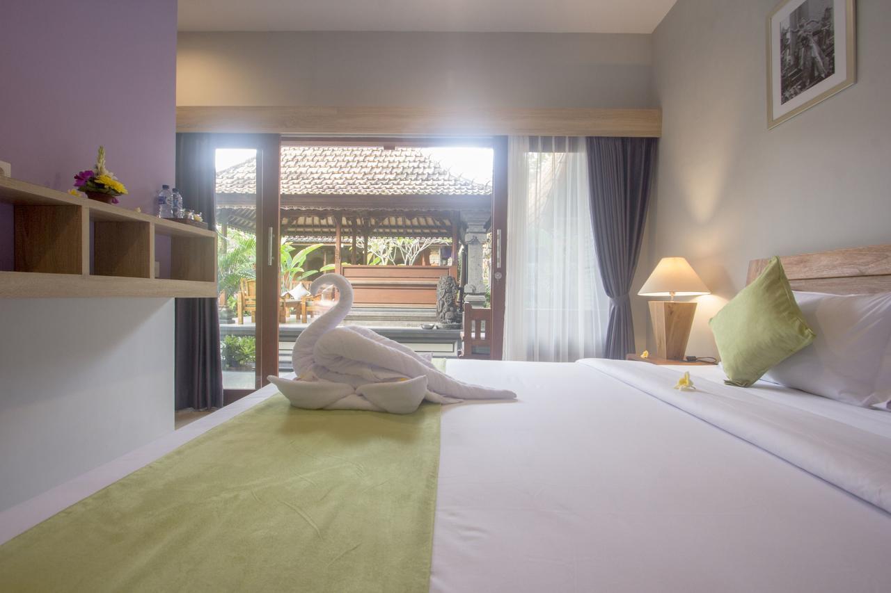 Nang Ade House Hotel อูบุด ภายนอก รูปภาพ