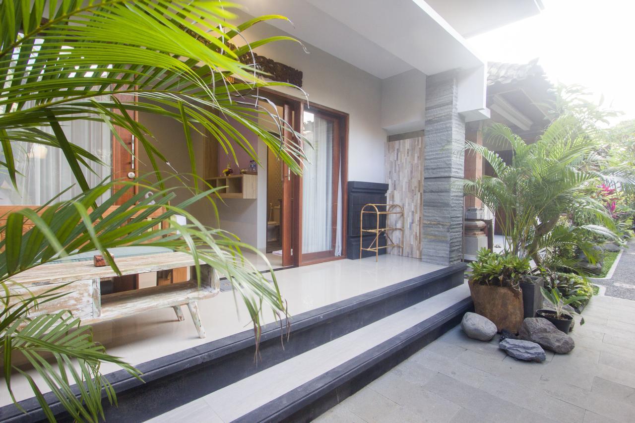 Nang Ade House Hotel อูบุด ภายนอก รูปภาพ